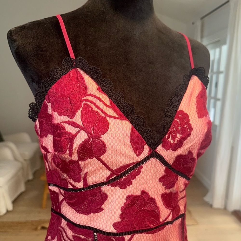 Lulus Alluring Dream Burgundy Floral Mesh Lace Trumpet Midi Dress Red - Size M - Picture 5 of 10